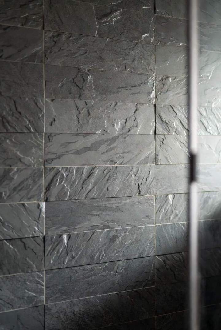 <p>Carrelage en ardoise, Saint-Ouen</p>